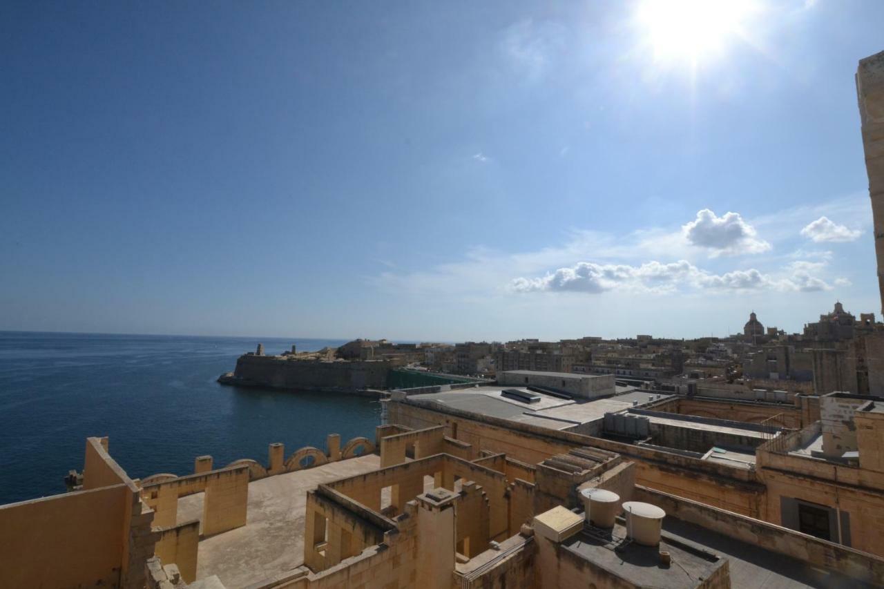 Valletta Dream Suites Penthouse ภายนอก รูปภาพ